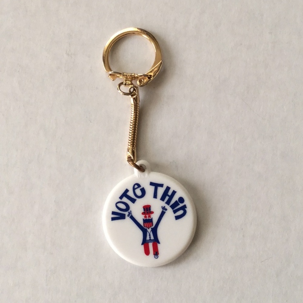 Vote …Weight Watchers vintage Vote Thin Keychain😢
